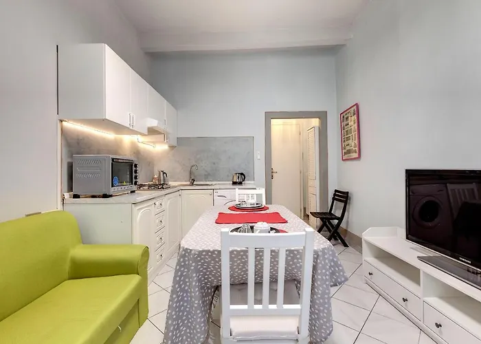 Uffizi Apartamento *